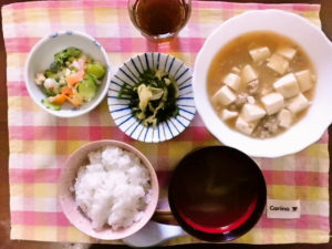 2016年4月22日の献立 ひつじ雲の献立：麻婆豆腐 みぞれ和え ナムル ご飯 スープ (バナナキャラメル)